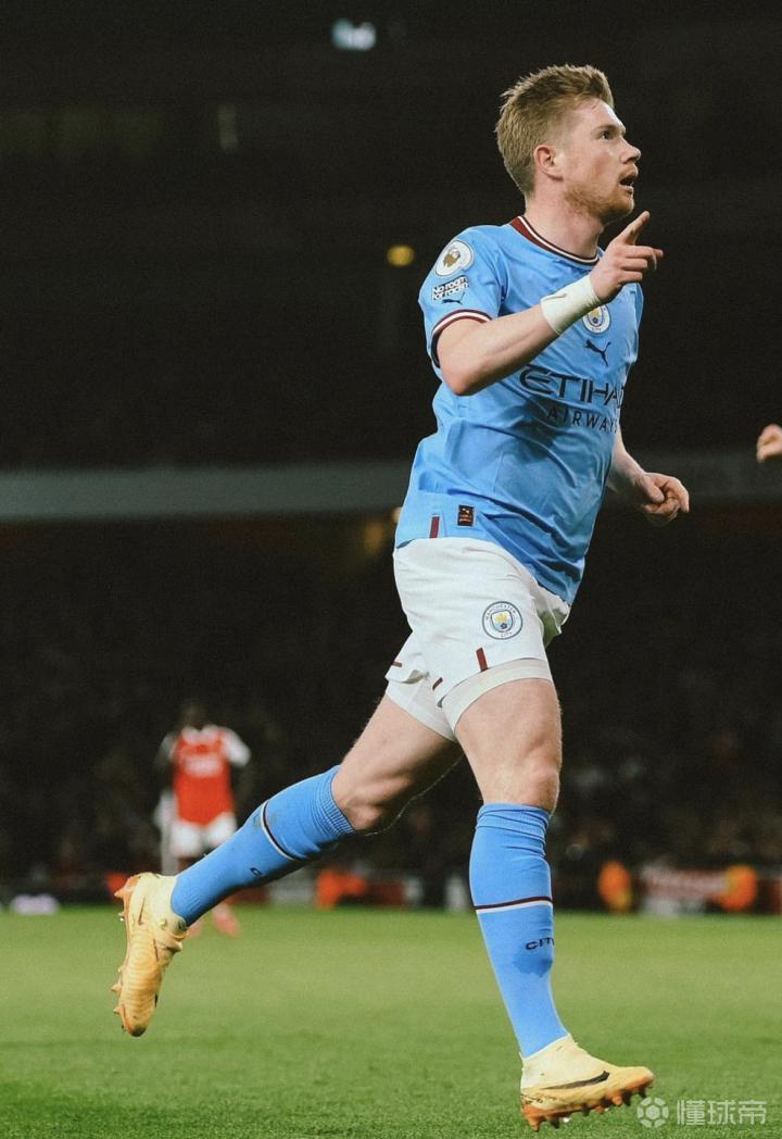 边锋赛后晒伤痕，网友称其太拼了